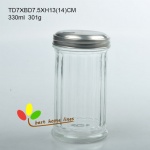 Glass spice jar with metal lid